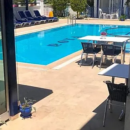 Hotel Rota 3*